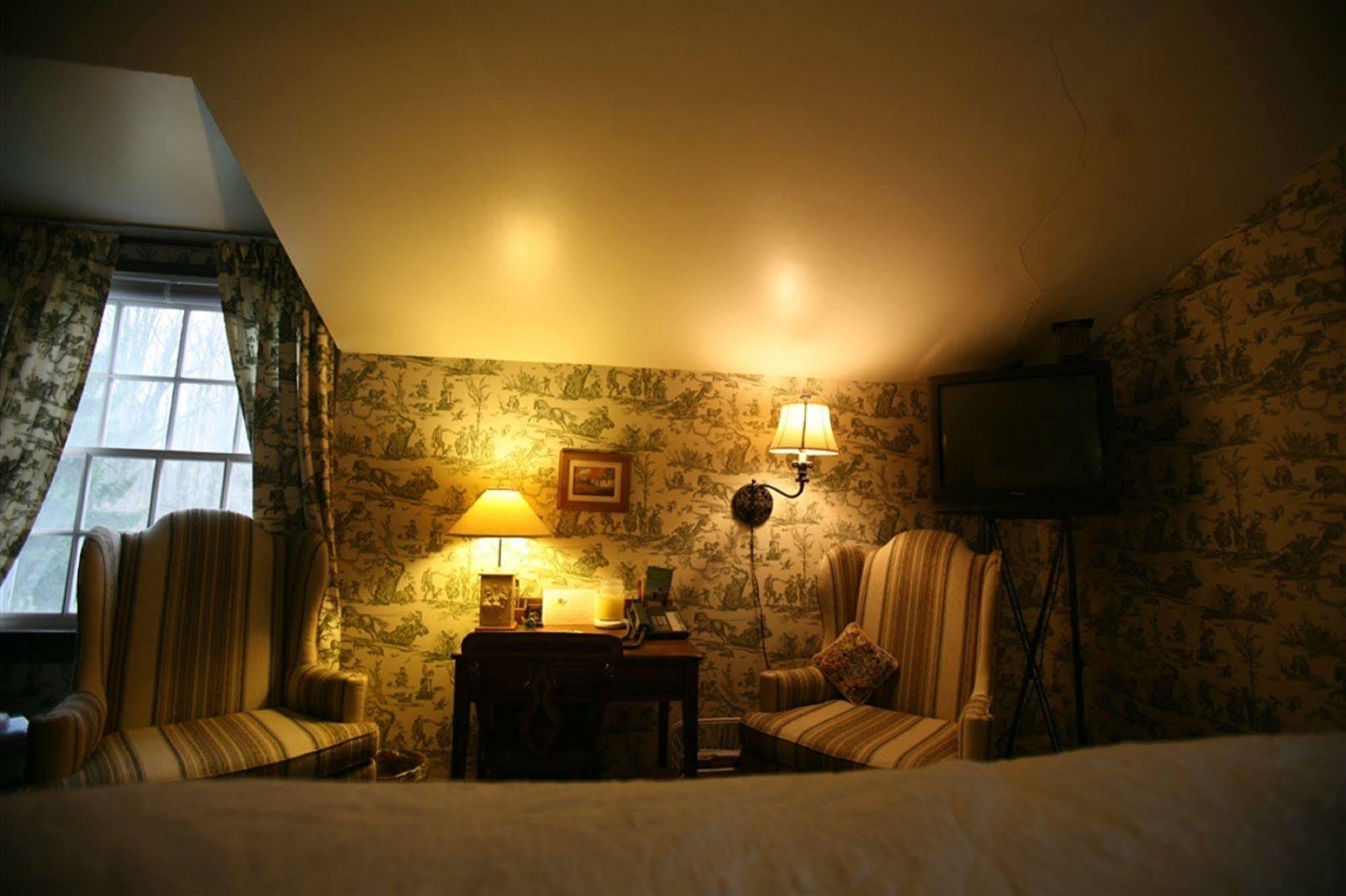 Wild Wisteria Bed & Breakfast Chadds Ford Exterior photo